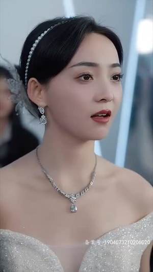 《世间始终你好》短剧封面
