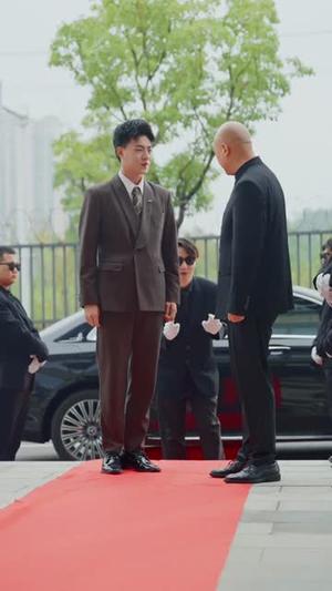 豪门整形师：我与渣男重返青春（64集）王三北＆张灿莹（夸克网盘）封面图 - 都市短剧