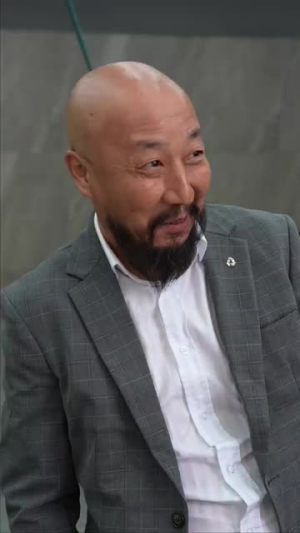 《扳神》短剧封面