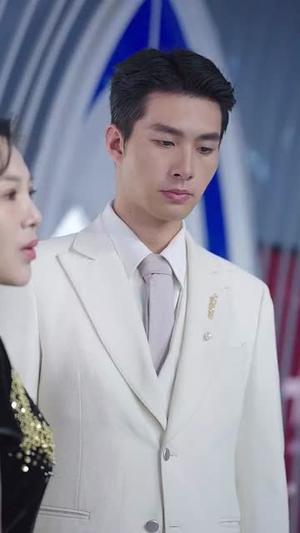 闪婚后禁欲大佬又吃醋了（79集）（夸克网盘）封面图 - 豪门喜剧短剧