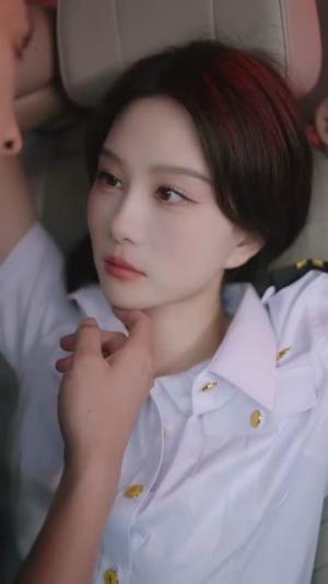机长大人请勿偏离心动航线（70集）唐丽君&刘萧旭（夸克网盘）封面图 - 短剧短剧