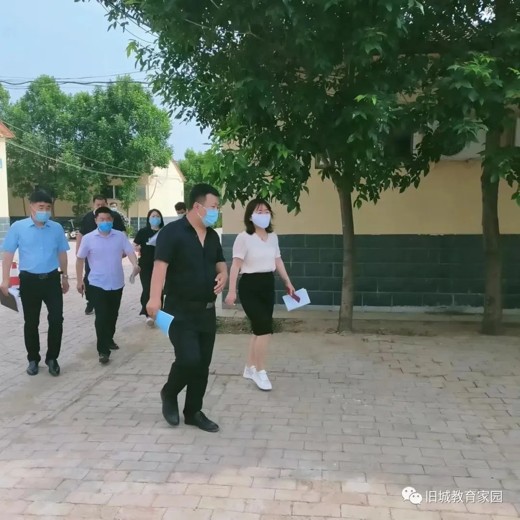 25学年小升初考试核心考点押题卷封面