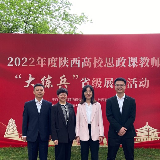 培养孩子强大阅读力的48堂必修课 培养孩子强大阅读力的48堂必修课封面