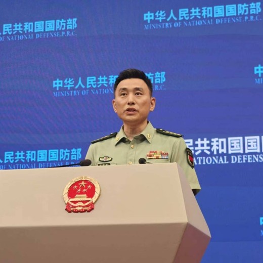 中华人民共和国60年实录 中华人民共和国60年实录封面