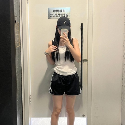 许蓝方正妹博士性学教室：男女那些羞羞事性爱必备知识封面