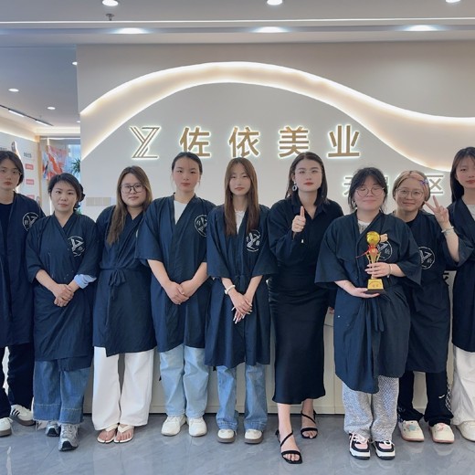 零基础学习美甲睫视觉营销，美甲美睫手机拍摄剪辑课程封面